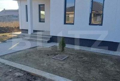 Casă cu 4 camere cu Teren 404 Mp în Pădureni (Jebel) - 4