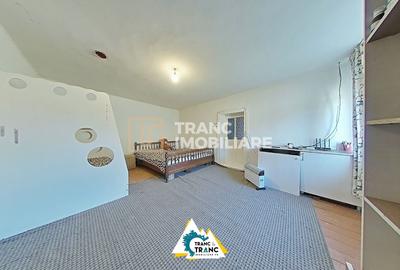 Casă cu 3 camere cu Canalizare în Zăbrani - 3