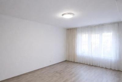 Apartament cu 3 camere decomandat în Central - 2