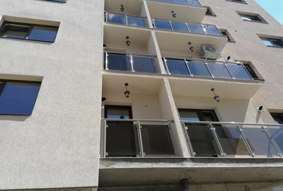 Garsonieră decomandată în Bucium - 3