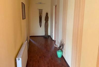 Casă cu 4 camere în Central - 13
