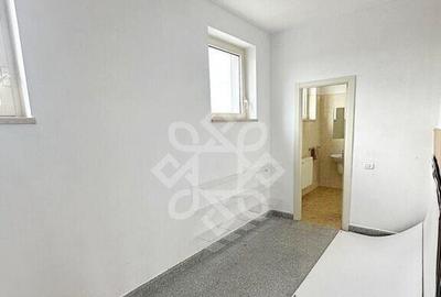 Spatiu comercial 200mp de inchiriat zona Oncea Etaj II - 1