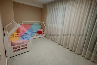 Apartament 4 camere | 117 mp utili + terasa 75 mp | Ultimul etaj | 2 parcari - 8