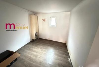 Casă cu 5 camere cu Garaj în Piața Nouă - 15