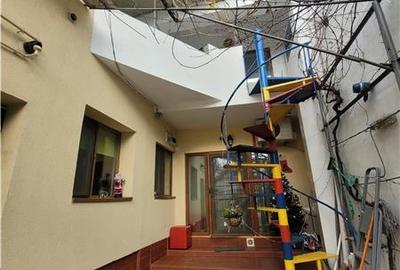 Casă individuală cu 6 camere cu Teren 119 Mp în Central - 23