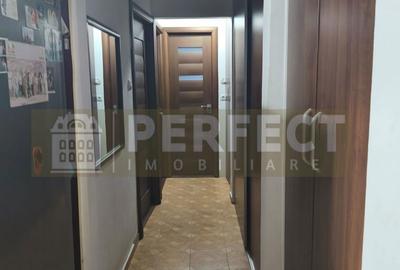 Apartament cu 3 camere decomandat în 9 Mai - 4