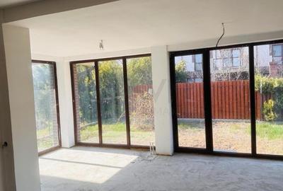 REV2003759 Vila Noua de Vanzare in Complex Rezidential Crevedia - 5