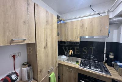 Garsonieră semidecomandată în Buziașului - 1