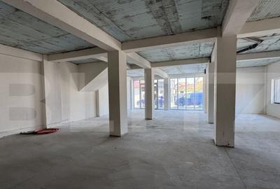 Spa?iu comercial parter bloc nou, 136 mp open space, vitrin - 2