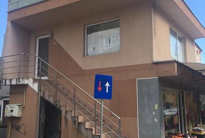Spatiu Comercial , Cetate 50 mp - 2