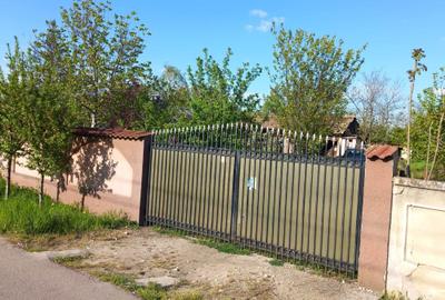 Casă cu 4 camere în Țigănești - 12
