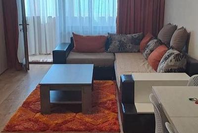 Apartament cu 3 camere decomandat în Km 4 - 12
