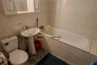 Apartament cu 3 camere decomandat în Ștefan cel Mare - 4