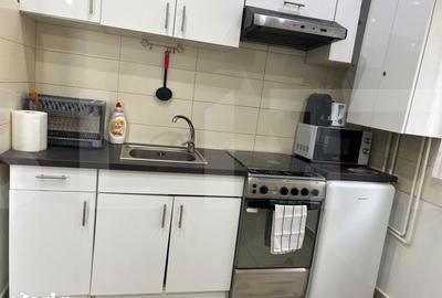 Apartament cu 3 camere în UTA - 1