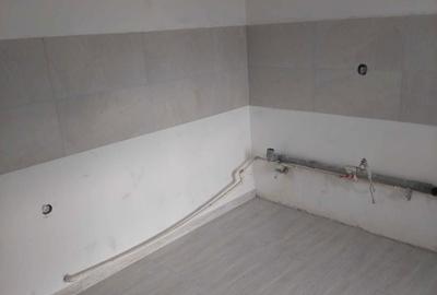Apartament cu 3 camere semidecomandat în Exterior Vest - 2