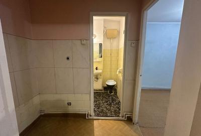 Apartament cu 2 camere semidecomandat în Grigorescu