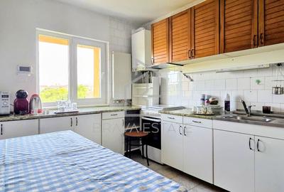 Apartament 3 camere, 2 bai, balcon, zona UMF - 10
