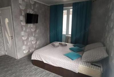 Garsonieră în Titan - 2