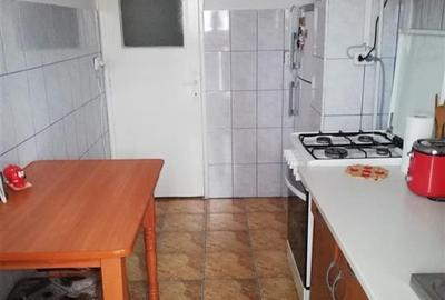 Apartament decomandat cu 2 camere, zona Astra - 4
