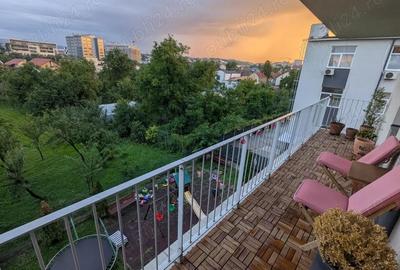 Apartament cu 2 camere decomandat în Gară