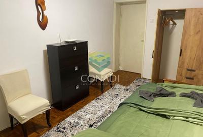 Apartament cu 3 camere semidecomandat, mobilat în Calea București - 5