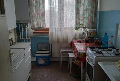 Apartament cu 3 camere decomandat în Mazepa 1 - 2