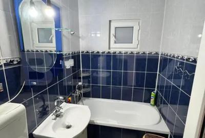 Apartament cu 2 camere semidecomandat în Micro 38