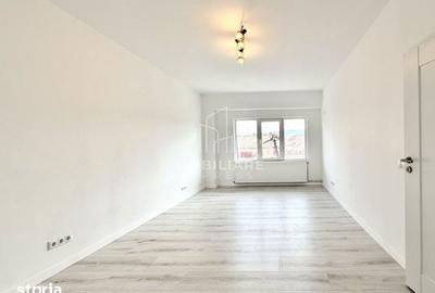 Apartament cu 4 camere decomandat în Central - 10