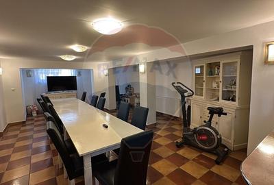 Hotel/Pensiune, de 379 mp, în Sânmartin - 17