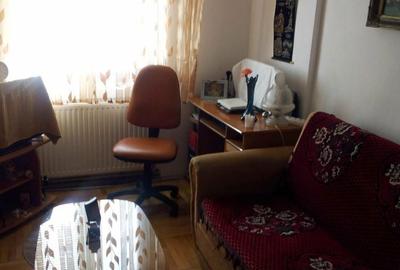 Apartament cu 4 camere decomandat în Central - 5