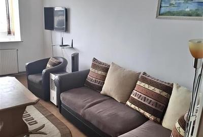 Apartament Renovat cu 2 Camere si Parcare in Astra - 1