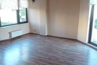 Apartament pentru birou et 2 cladire noua zona Grivita metrou 400 m - 2