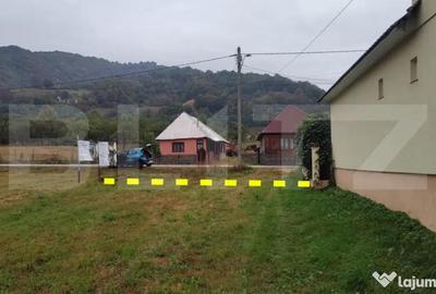 Teren de 1400 mp, în Central - 4