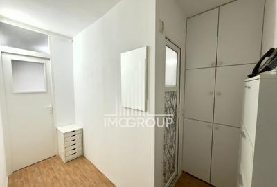 Garsonieră decomandată, mobilată în Micro 1 - 4