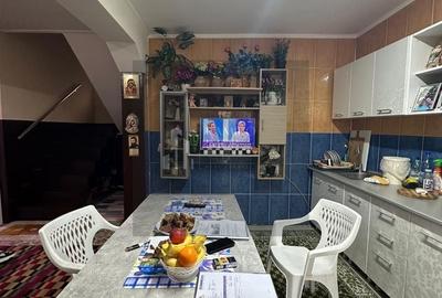 Casă individuală cu 7 camere cu Canalizare în Brâncoveanu - 6