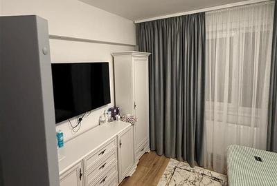 Apartament cu 3 camere semidecomandat, mobilat în Central - 3