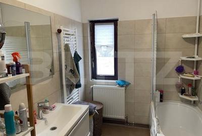 Casă cu 5 camere cu Teren 2501 Mp în Central - 12