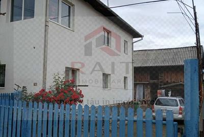 Casă cu 4 camere în Oeștii Ungureni - 2