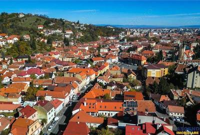 FILM! Eleganta si confort, in cetatea istorica a Brasovului, vedere spre Tampa - 8