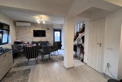 Duplex cu 3 camere cu Canalizare în Prelungirea Ghencea - 2