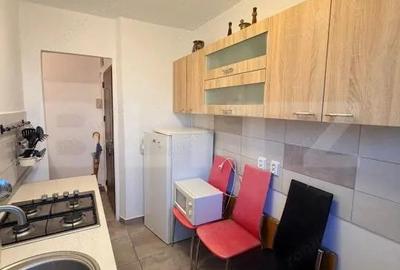 Apartament 2 camere de vanzare Calea Bucure?ti, Bra?ov 94.500euro - 1
