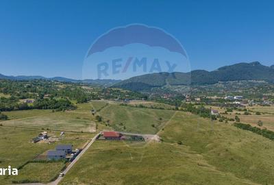 Teren de 900 mp, în Central - 10