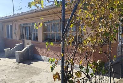 Casă cu 3 camere cu Teren 1047 Mp în Central - 5