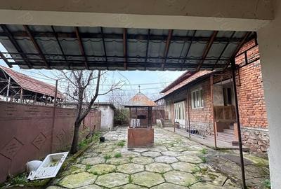 Casă cu 4 camere în Sebiș - 8