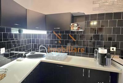 Casă cu 3 camere cu Garaj în Central - 9