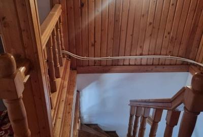 Casă cu 7 camere cu Teren 297 Mp în Central - 12