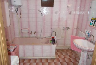 Casă cu 3 camere cu Teren 1689 Mp în Pădureni - 12