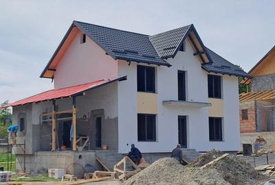 Casă cu 4 camere în Central - 3