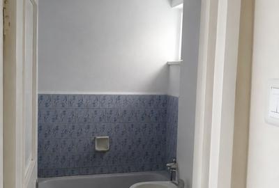 Apartament cu 3 camere decomandat în Humulești - 3