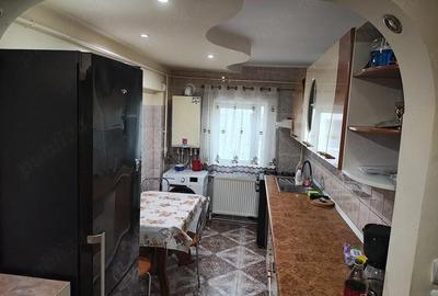 Apartament cu 2 camere decomandat în Central - 2